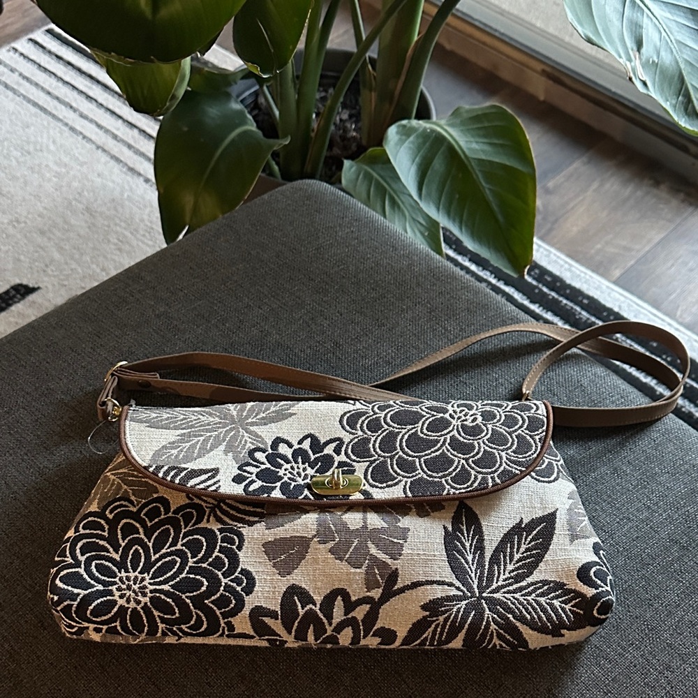 Danny K. Fine Handcrafted Floral Black and Cream Clutch with Strap